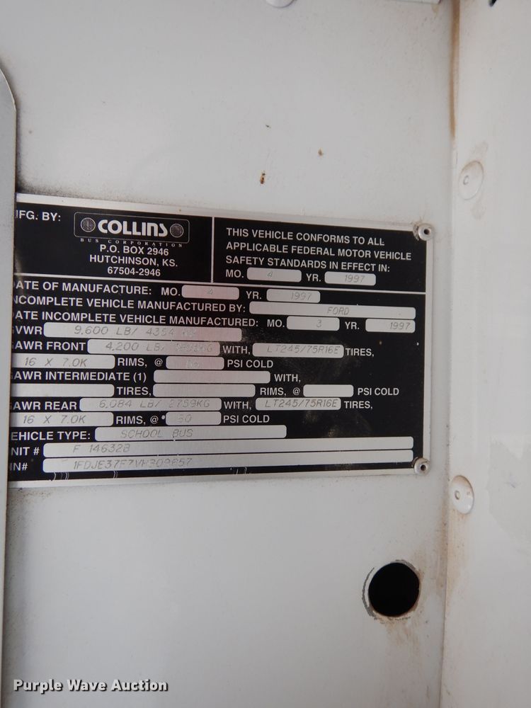 image for item DJ2822 1997 Ford E350  school bus