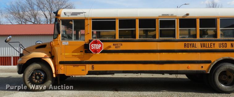 image for item DJ2823 2006 International CE300  bus