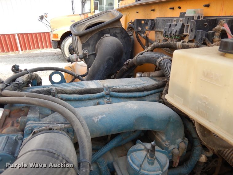 image for item DJ2823 2006 International CE300  bus