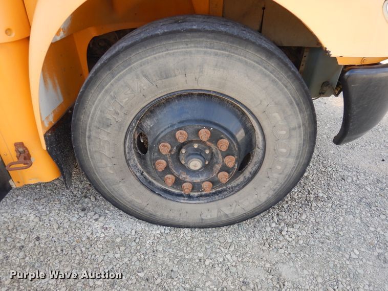 image for item DJ2823 2006 International CE300  bus