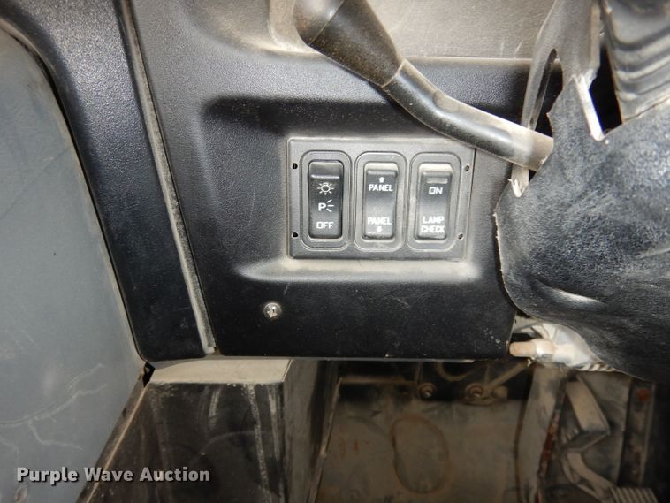 image for item DJ2823 2006 International CE300  bus