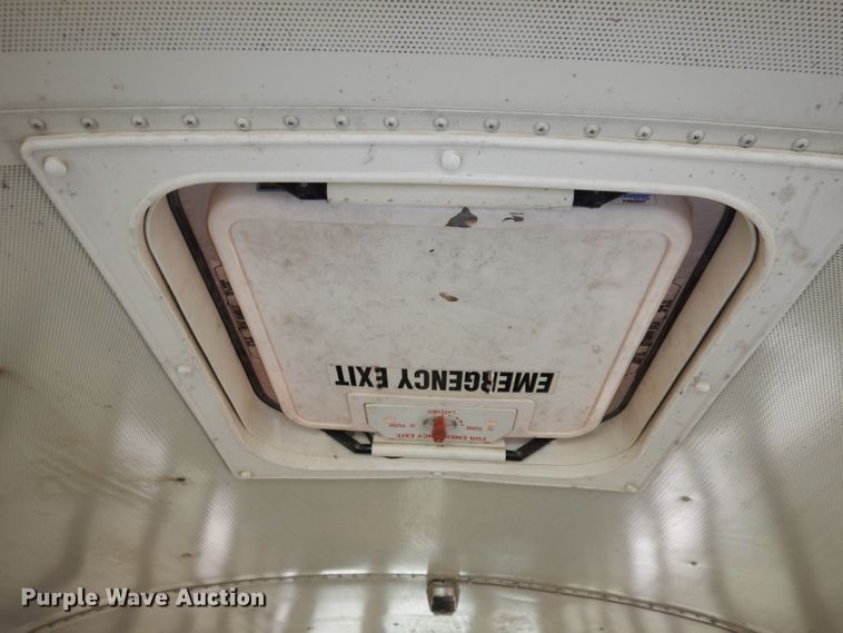 image for item DJ2823 2006 International CE300  bus