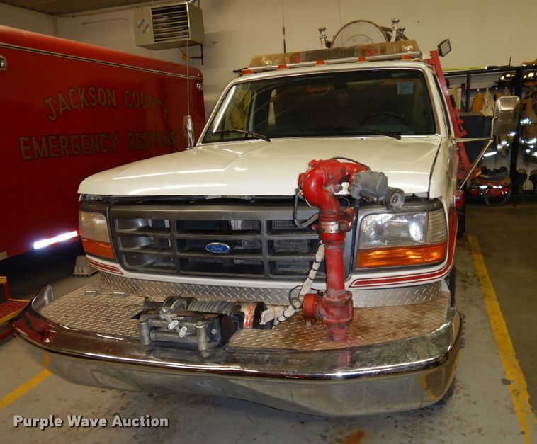 image for item DJ2824 1995 Ford F350 XL  brush fire truck