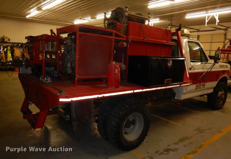 image for item DJ2824 1995 Ford F350 XL  brush fire truck
