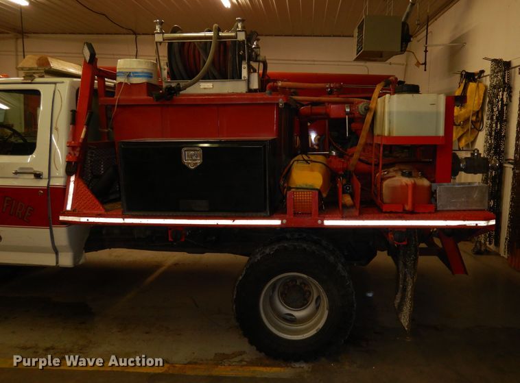 image for item DJ2824 1995 Ford F350 XL  brush fire truck
