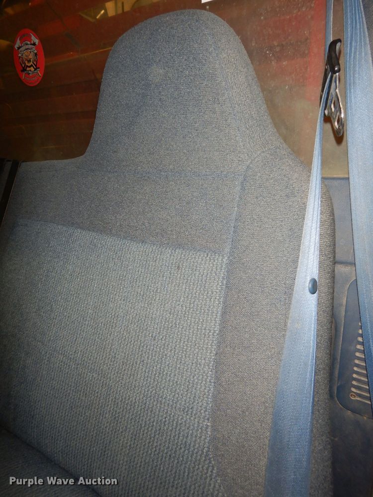 image for item DJ2824 1995 Ford F350 XL  brush fire truck