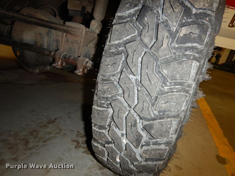 image for item DJ2824 1995 Ford F350 XL  brush fire truck