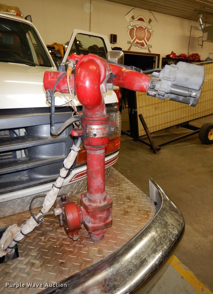 image for item DJ2824 1995 Ford F350 XL  brush fire truck