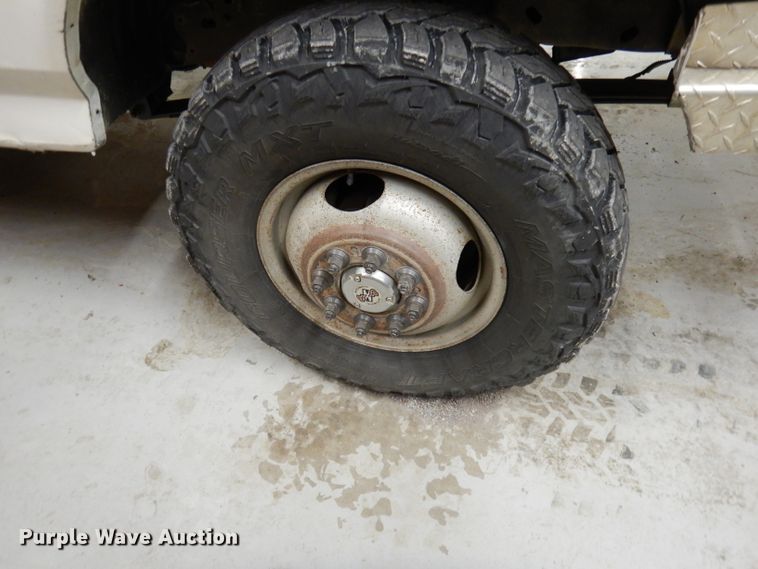 image for item DJ2824 1995 Ford F350 XL  brush fire truck