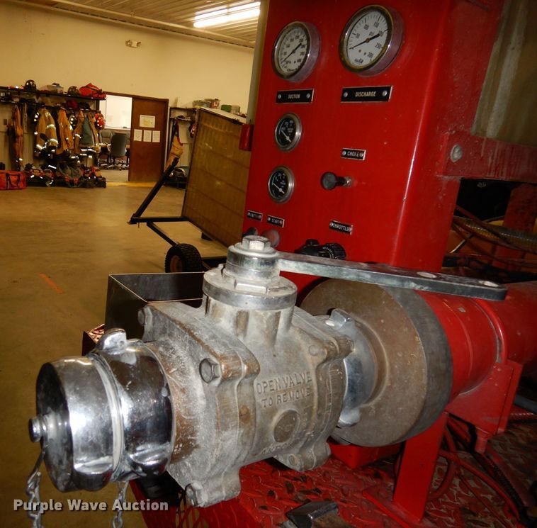 image for item DJ2824 1995 Ford F350 XL  brush fire truck