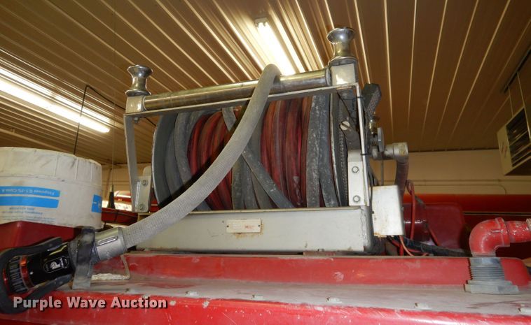 image for item DJ2824 1995 Ford F350 XL  brush fire truck