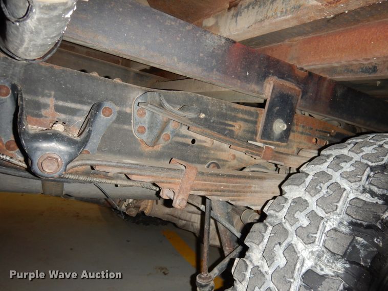 image for item DJ2824 1995 Ford F350 XL  brush fire truck