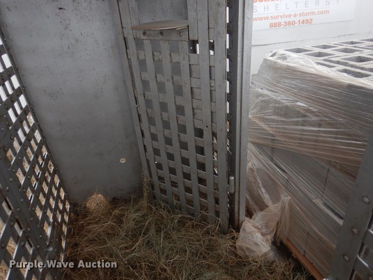 image for item DJ4791 (2) jail cells