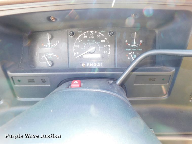 image for item DJ5924 1992 Ford E350  ambulance