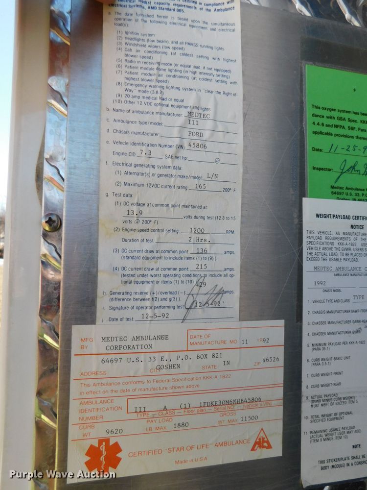 image for item DJ5924 1992 Ford E350  ambulance