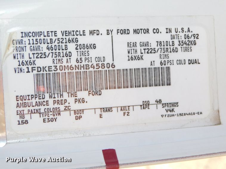 image for item DJ5924 1992 Ford E350  ambulance