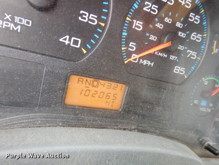 image for item DJ6965 2006 International 7300  dump truck