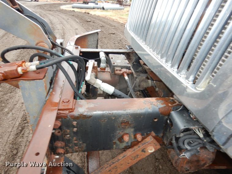 image for item DJ6965 2006 International 7300  dump truck