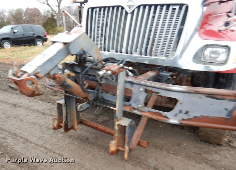 image for item DJ6965 2006 International 7300  dump truck