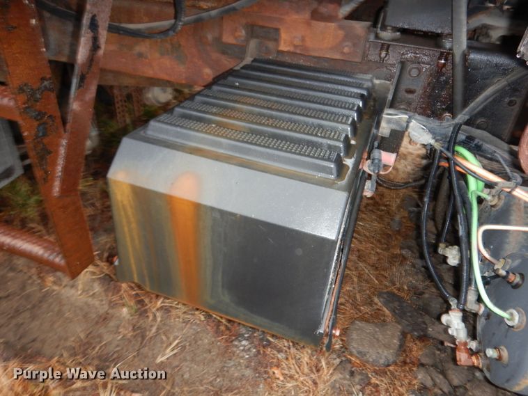 image for item DJ6965 2006 International 7300  dump truck