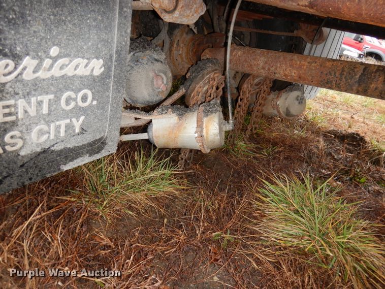 image for item DJ6965 2006 International 7300  dump truck