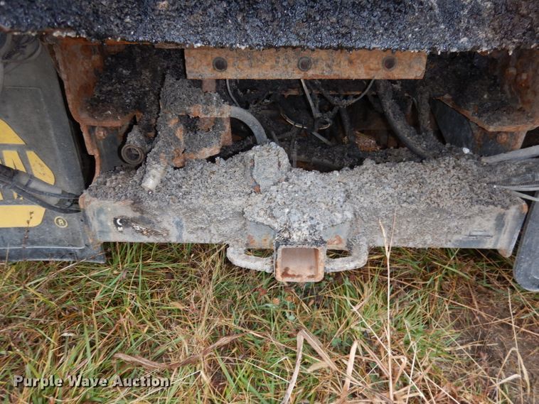 image for item DJ6965 2006 International 7300  dump truck