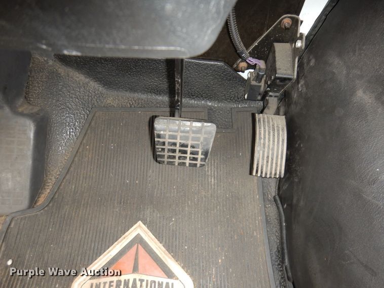 image for item DJ6985 2012 International WorkStar 7600  vacuum truck