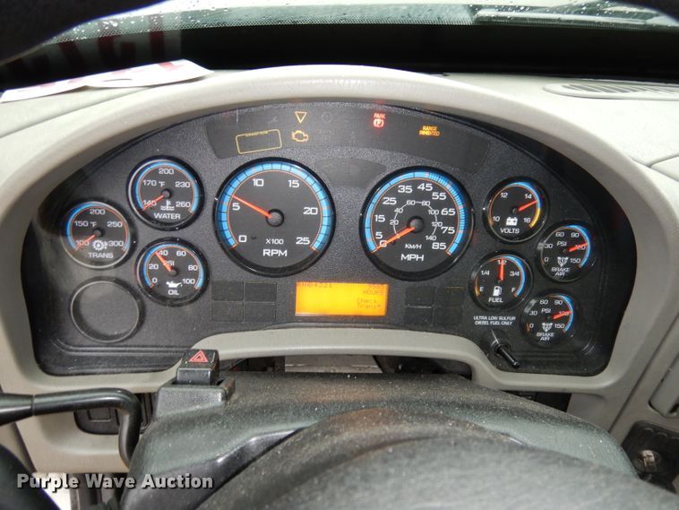 image for item DJ6985 2012 International WorkStar 7600  vacuum truck