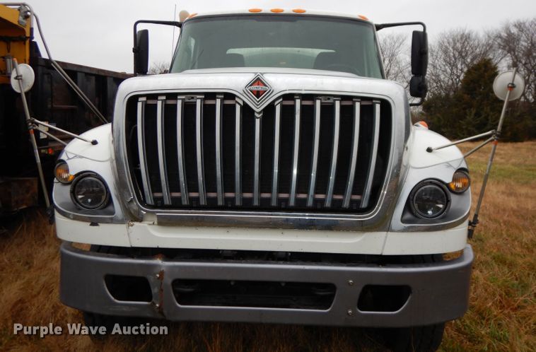 image for item DJ6985 2012 International WorkStar 7600  vacuum truck