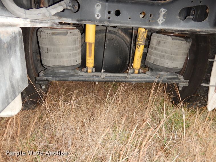 image for item DJ6985 2012 International WorkStar 7600  vacuum truck