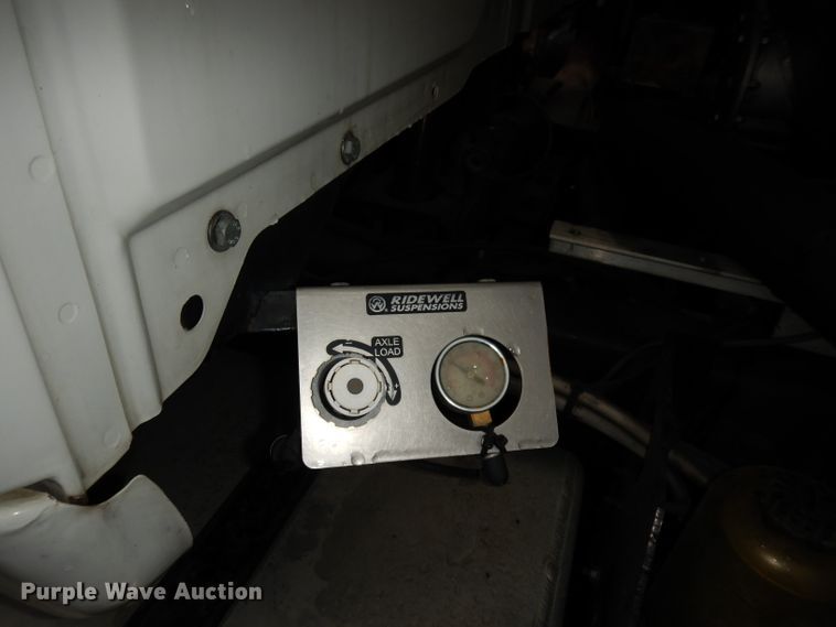 image for item DJ6985 2012 International WorkStar 7600  vacuum truck