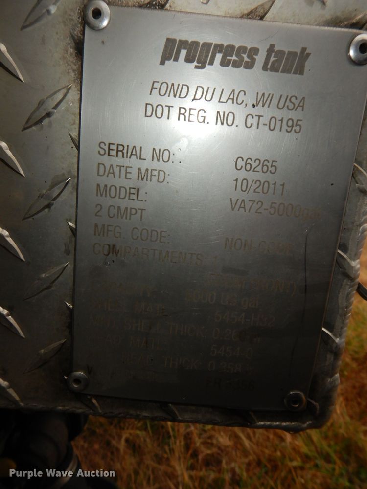 image for item DJ6985 2012 International WorkStar 7600  vacuum truck