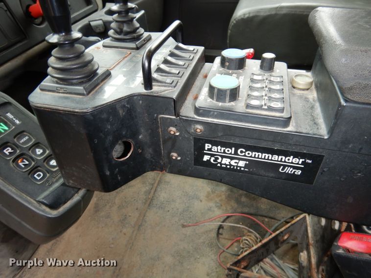 image for item DJ6986 2008 International 7400  dump truck