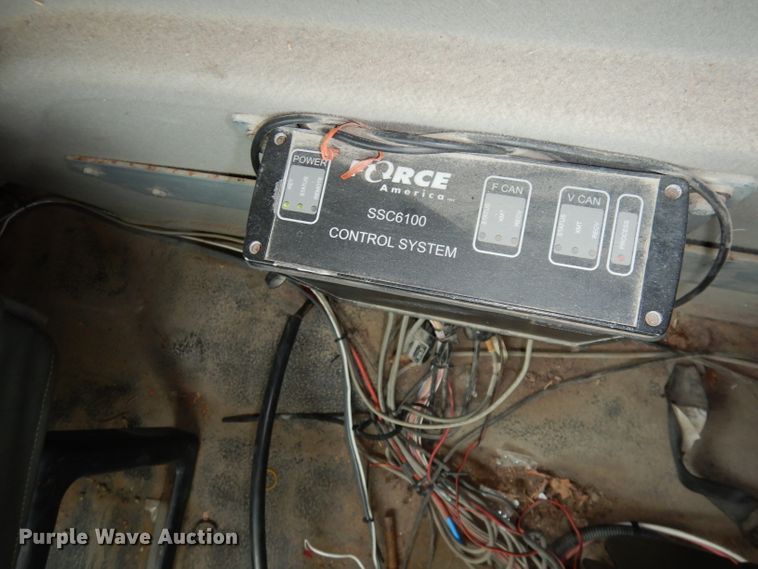 image for item DJ6986 2008 International 7400  dump truck