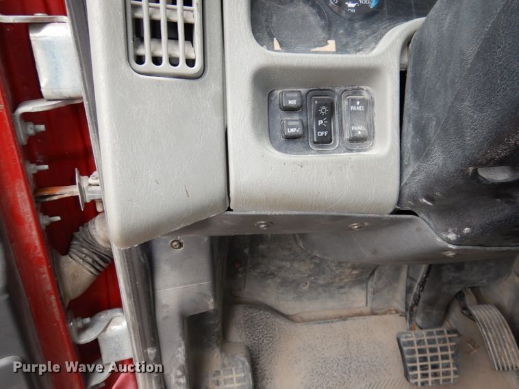 image for item DJ6986 2008 International 7400  dump truck