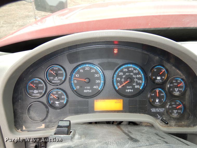 image for item DJ6986 2008 International 7400  dump truck