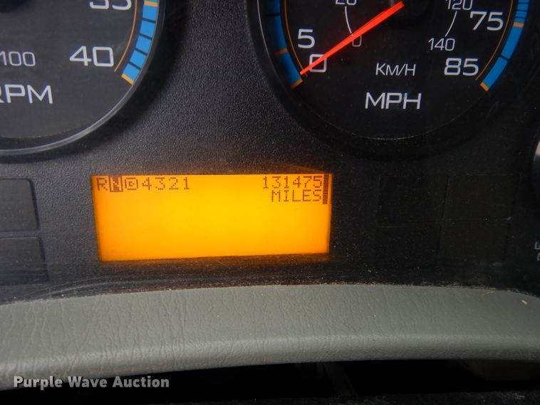 image for item DJ6986 2008 International 7400  dump truck