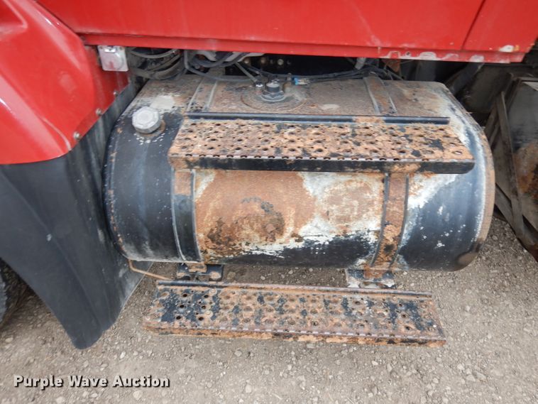 image for item DJ6986 2008 International 7400  dump truck