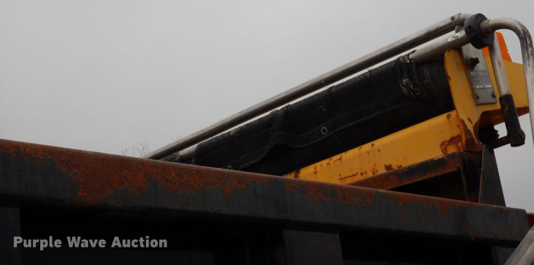 image for item DJ6986 2008 International 7400  dump truck