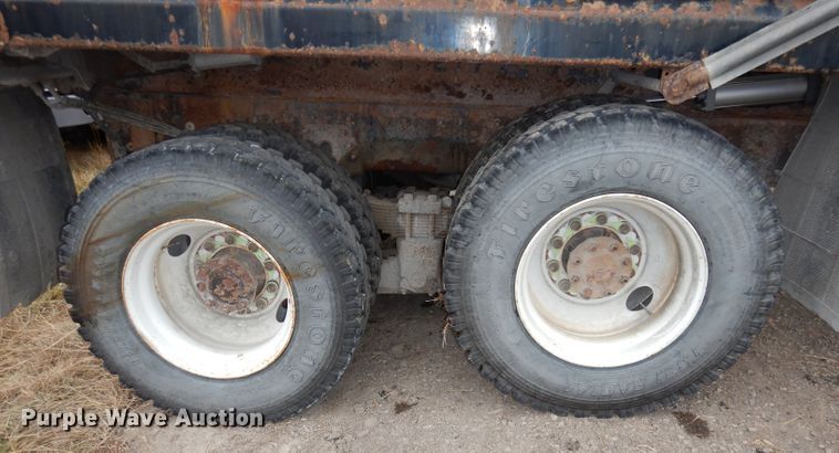 image for item DJ6986 2008 International 7400  dump truck