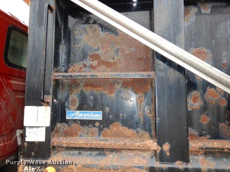 image for item DJ6986 2008 International 7400  dump truck