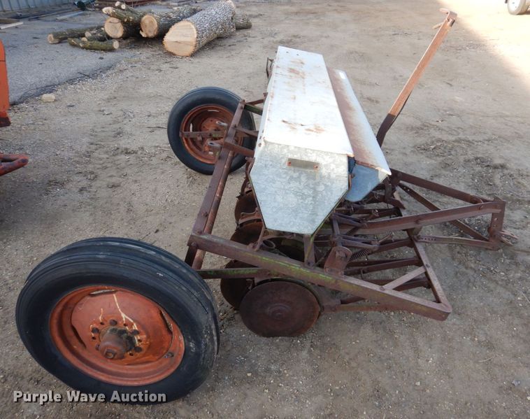 image for item EF9682 John Deere PD5411 grain drill