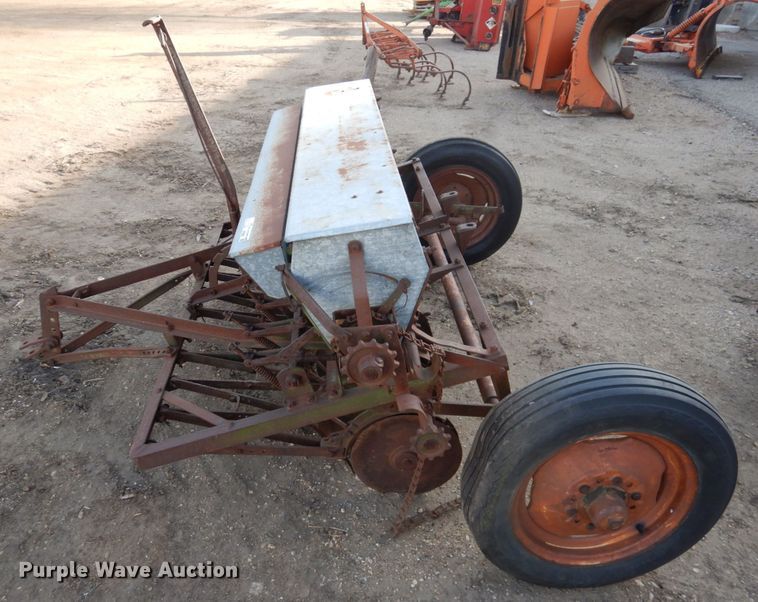 image for item EF9682 John Deere PD5411 grain drill