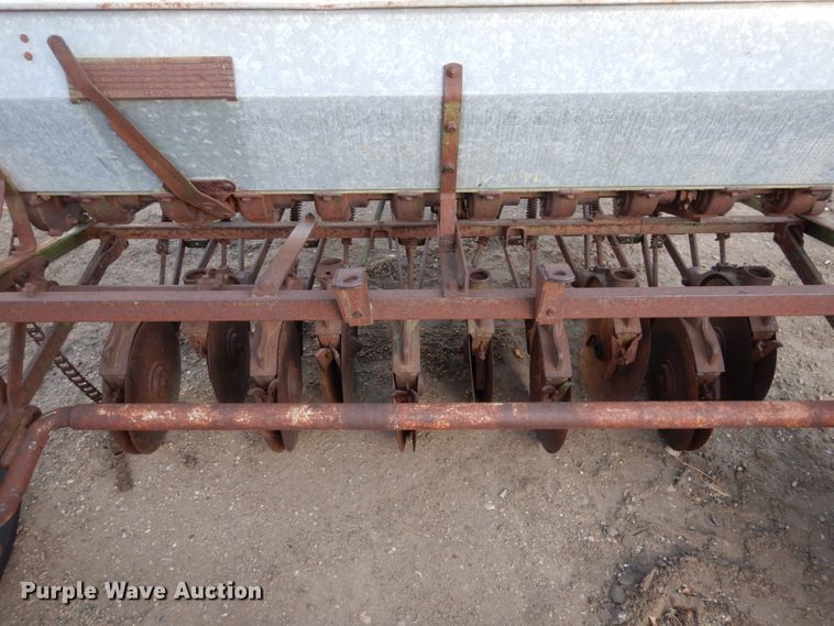 image for item EF9682 John Deere PD5411 grain drill