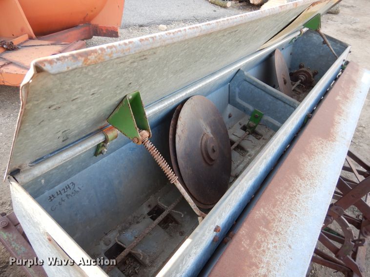 image for item EF9682 John Deere PD5411 grain drill