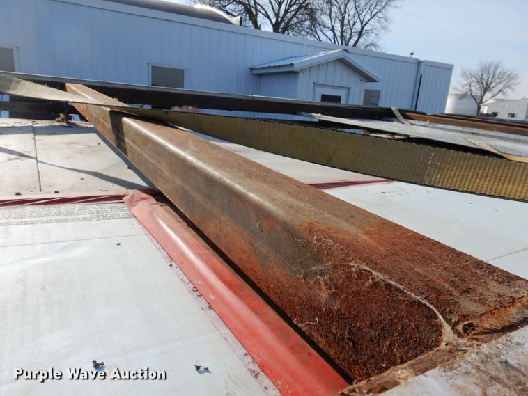 image for item EF9689 Airplane hanger door