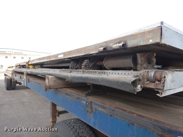 image for item EF9689 Airplane hanger door