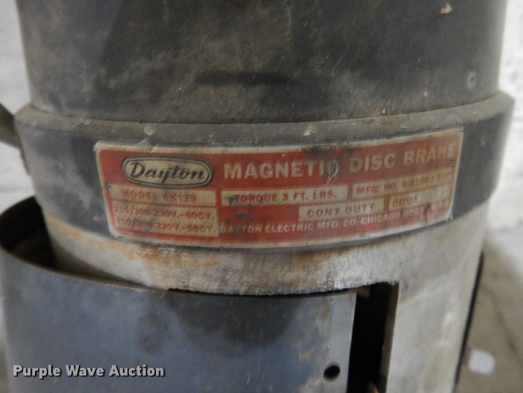 image for item EF9689 Airplane hanger door