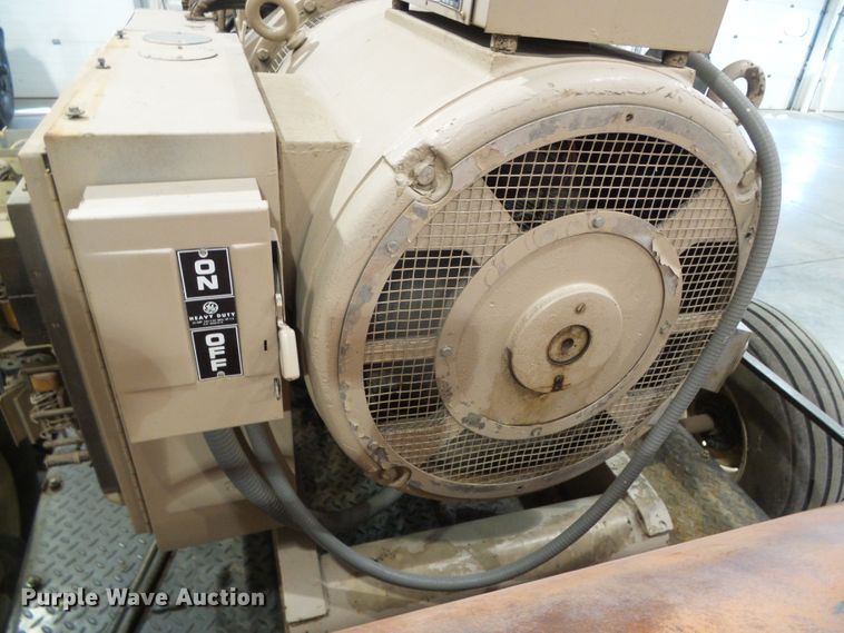 image for item EK9759 Cummins  generator