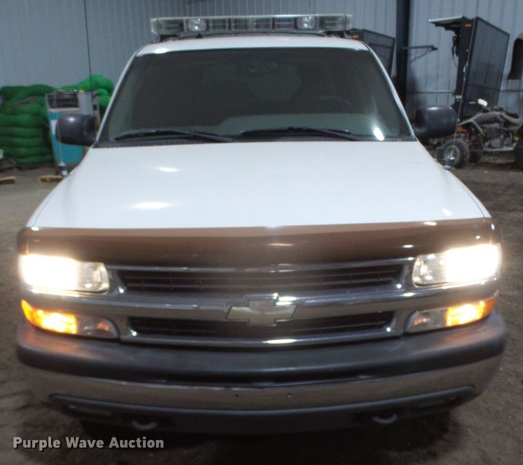 image for item EK9762 2001 Chevrolet Suburban K1500  SUV